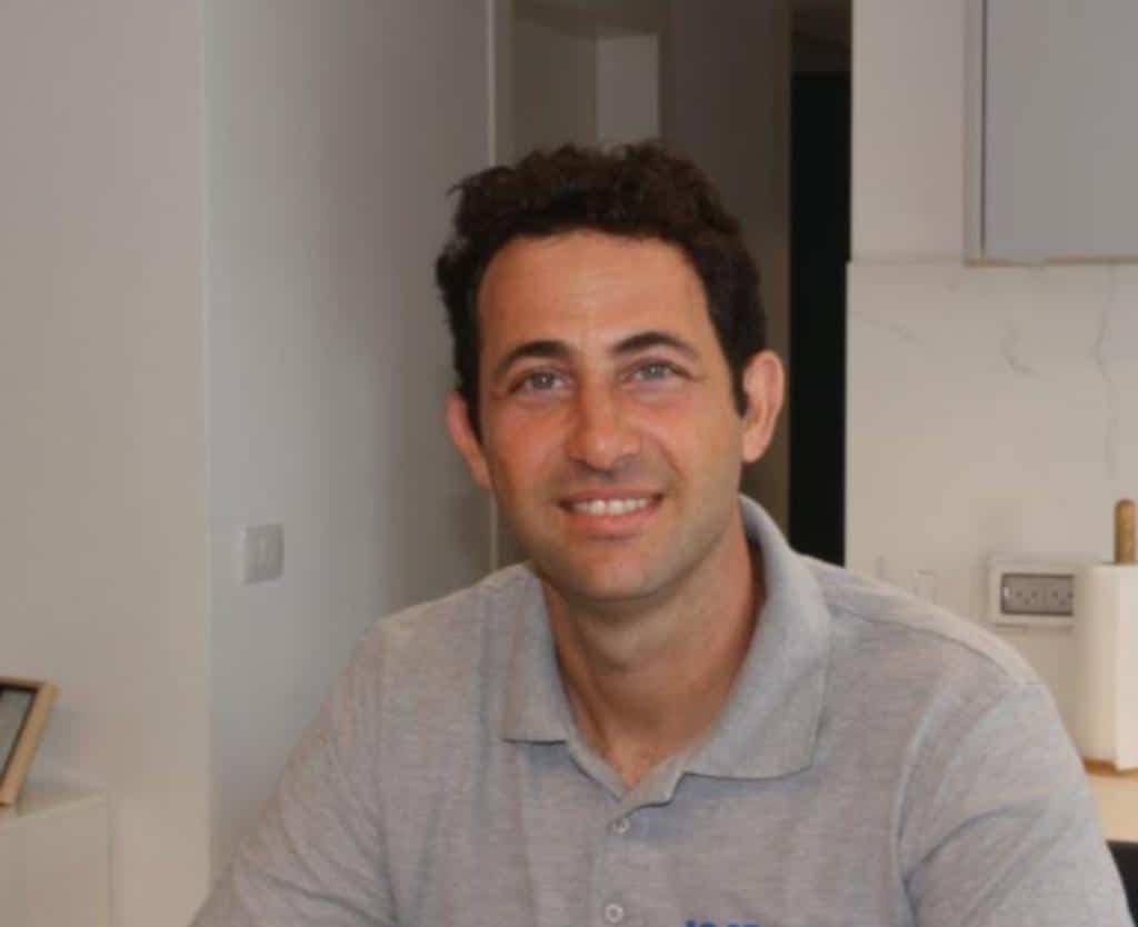 עמי מטלון